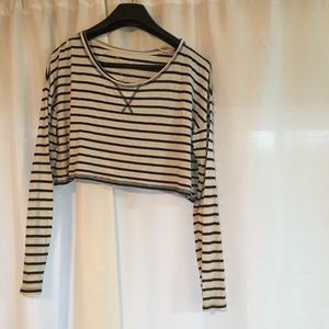 Aeropostale XL long sleeve blue and white crop top